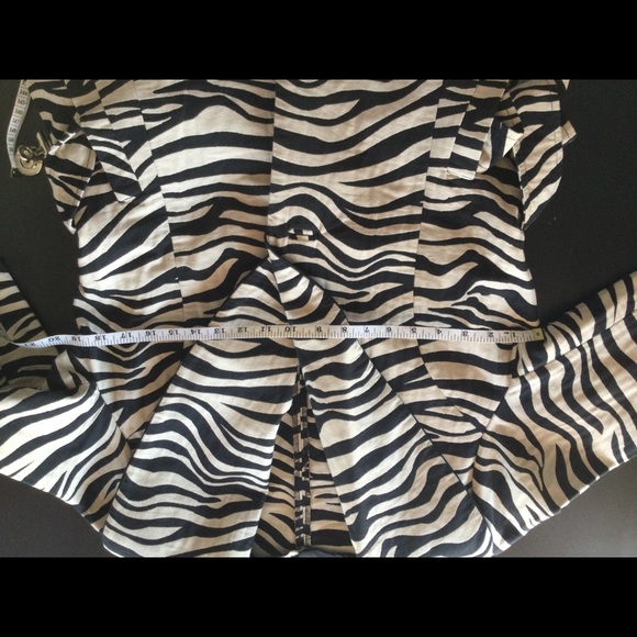 Zebra jacket - Picture 5 of 5